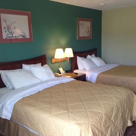 Mid Ohio Inn Bellville Chambre photo