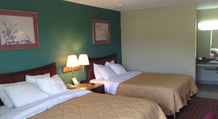 Mid Ohio Inn Bellville Chambre photo